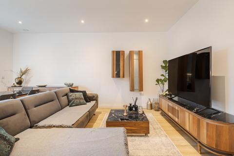 2 bedroom apartment to rent, Inglis Road, London, W5