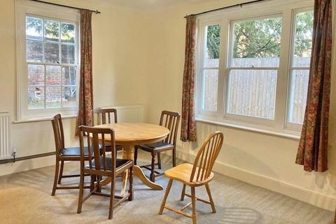 undefined, St Dunstans Road, Feltham, TW13