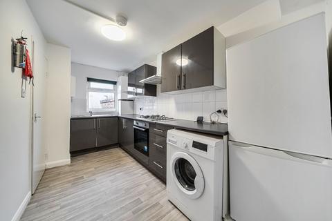 2 bedroom flat to rent, Deptford High Street, London, SE8