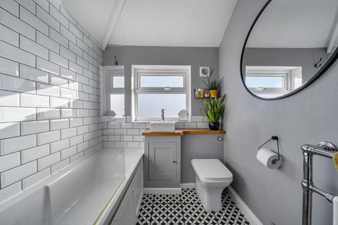 3 bedroom semi-detached house for sale, Oxford Road, Stratton St Margaret, Swindon, SN3