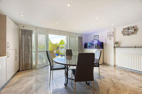 undefined, Clover Drive, Cheltenham GL52