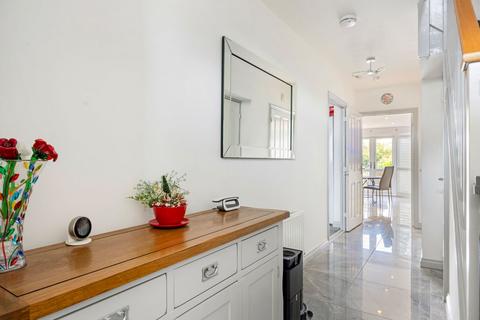 undefined, Clover Drive, Cheltenham GL52