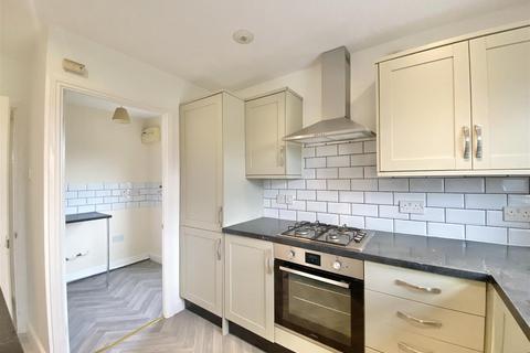 4 bedroom detached house to rent, 17 Peirse Close, Bedale