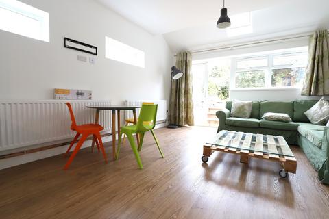 undefined, Shaw Street, Newcastle-under-Lyme, ST5