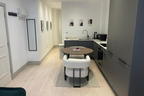 Ground floor flat to rent, Allitsen Road, St Johns Wood, London, NW8