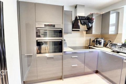 undefined, Clevedon Road, Luton