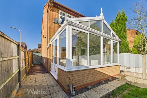 2 bedroom semi-detached house to rent, Blake Close, Cannock WS11