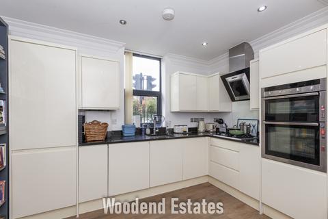 undefined, Gunnersbury Lane, London W3
