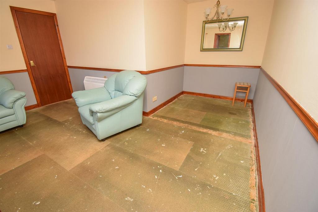 LOUNGE-DINING ROOM-2.jpg