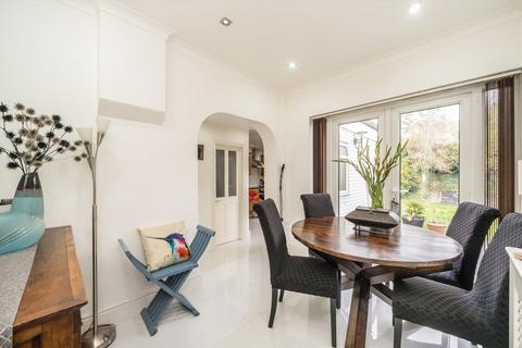 undefined, Lucy Crescent, London W3