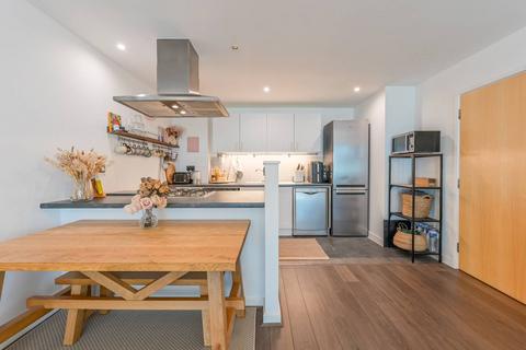 2 bedroom flat for sale, Vickerys Wharf, Poplar, London, E14