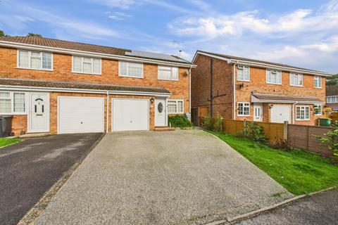 undefined, Blackbird Close, Poole, Dorset, BH17