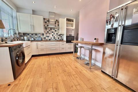 2 bedroom semi-detached house for sale, Deepdale Lane, Dudley DY3