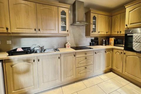 undefined, Bradford Road, West Yorkshire WF17