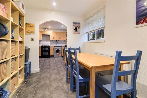 undefined, Craister Court, Cambridge CB4