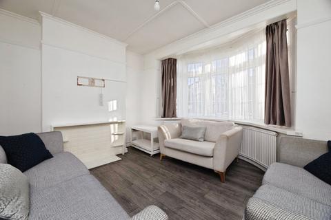 undefined, Hall Lane, London E4