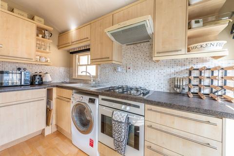 1 bedroom flat to rent, Monmouth Road, Westbourne Grove, London, W2