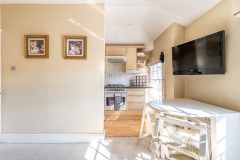 1 bedroom flat to rent, Monmouth Road, Westbourne Grove, London, W2
