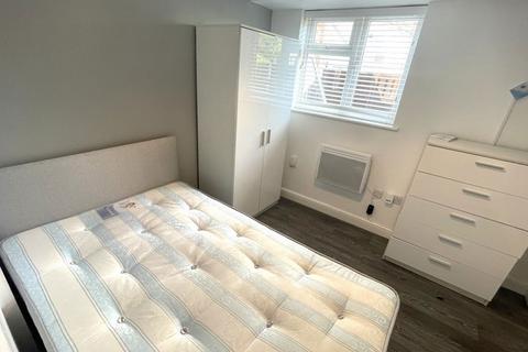 undefined, Rm J, The Woodston, Belsize Avenue, Woodston, PE2