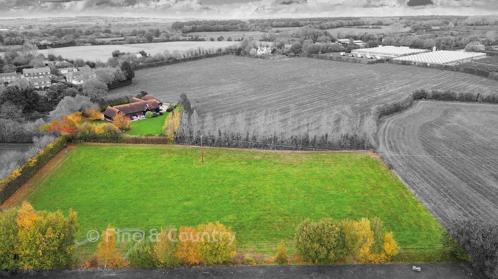 Drone 6 B&amp;W