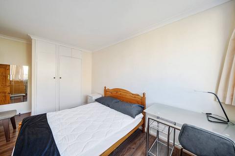 undefined, Churchill Gardens, Pimlico, London, SW1V