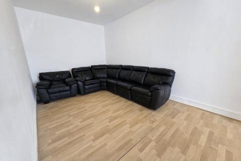 undefined, Green Street, Enfield, EN3