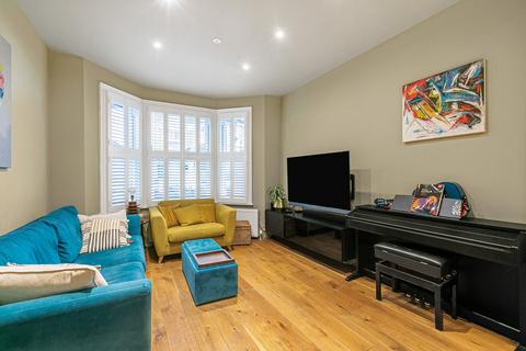 undefined, Eastbourne Road, Brentford, TW8
