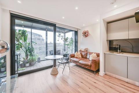 Studio for sale, The Dumont, Albert Embankment, London, SE1