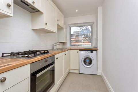 undefined, The Drive, Lincoln Court, BN3