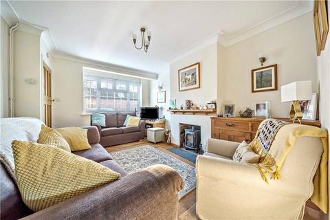 2 bedroom terraced house to rent, Love Lane, Romsey, Hampshire