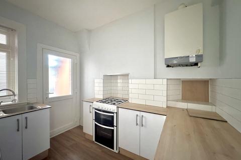 3 bedroom apartment for sale, Ravens Court, Alexandra Road, Southend-on-Sea, Essex, SS1