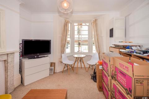 1 bedroom apartment to rent, Montpelier Street, Brighton