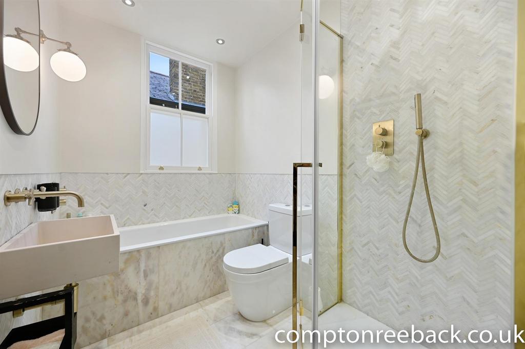 Family bathroom