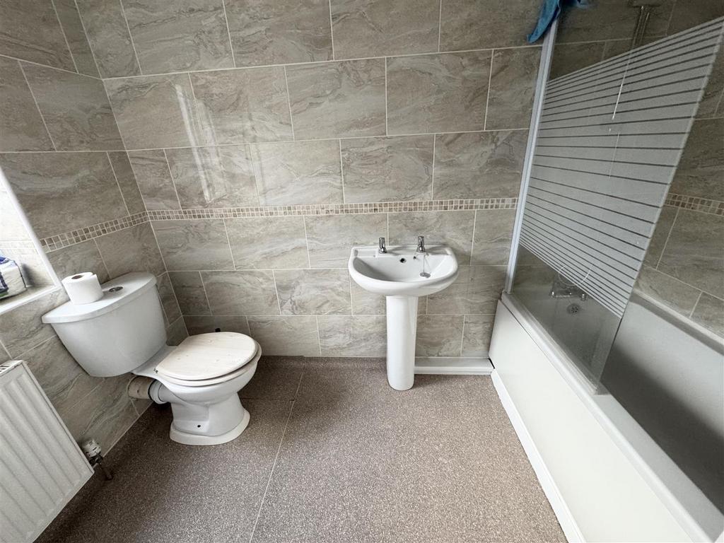 Family bathroom