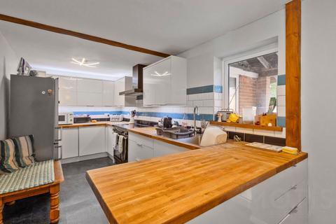 undefined, Stone Street, Stanford, TN25