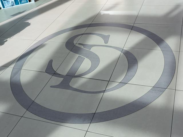 Studland Dene-Foyer 640 X 480.jpg