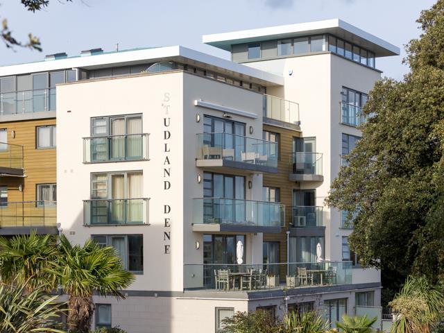 Studland Dene-Front view 640 X 480.jpg