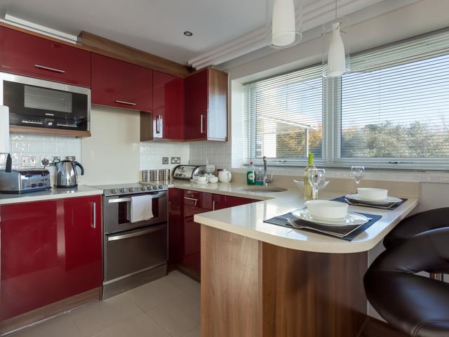 20a Studland Dene-Kitchen-CFP3.jpg