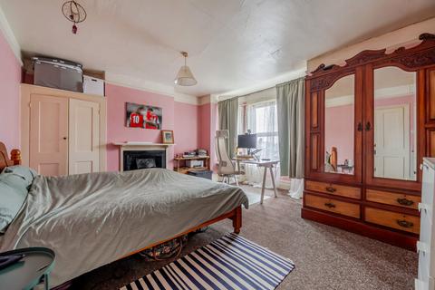 4 bedroom semi-detached house for sale, Hillside Avenue, Hampshire SO18