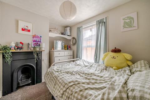4 bedroom semi-detached house for sale, Hillside Avenue, Hampshire SO18