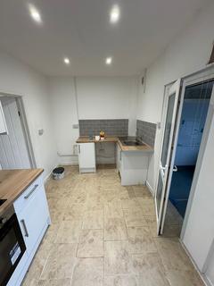 3 bedroom house to rent, Lower Royal Lane, Abertillery, NP13