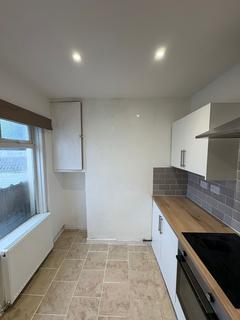 3 bedroom house to rent, Lower Royal Lane, Abertillery, NP13