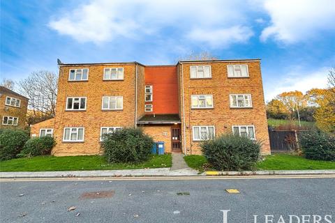 undefined, Wissants, Harlow, Essex, CM19