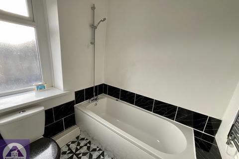 2 bedroom terraced house to rent, Preston Street, Abertillery