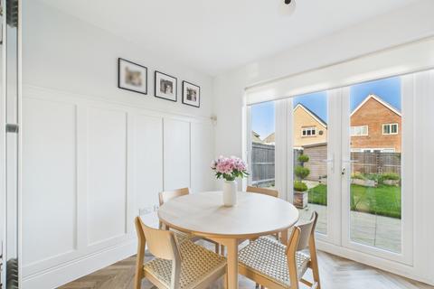 undefined, Shackleton Grove, Leighton Buzzard, LU7
