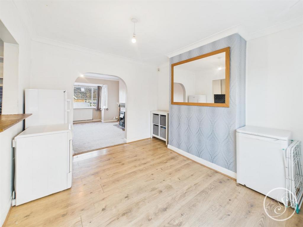 CAM02071 G0-PR0751-STILL015.jpg