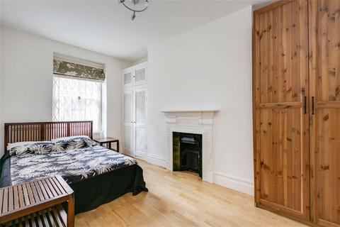 3 bedroom flat for sale, Drayton Gardens, London SW10