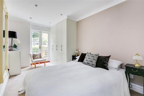 undefined, St. James's Gardens, London W11