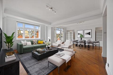 3 bedroom apartment to rent, Portland Place, London