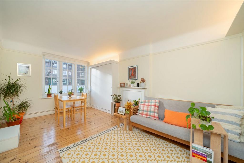 Open-plan living area, open plan living